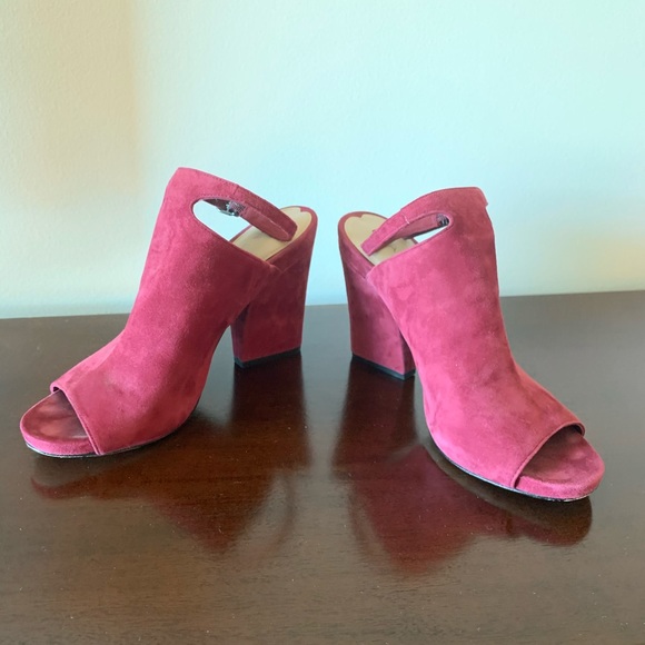 Via Spiga Raspberry Suede Block Heel - Picture 1 of 3